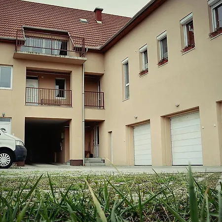 Family Appartement Eger