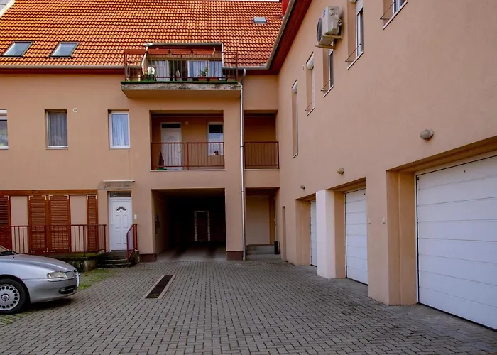 Family Apartament Eger