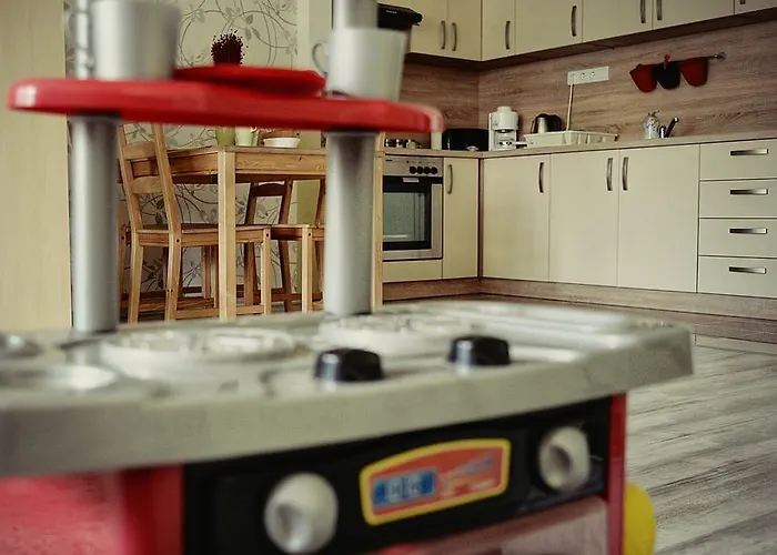 Family Eger